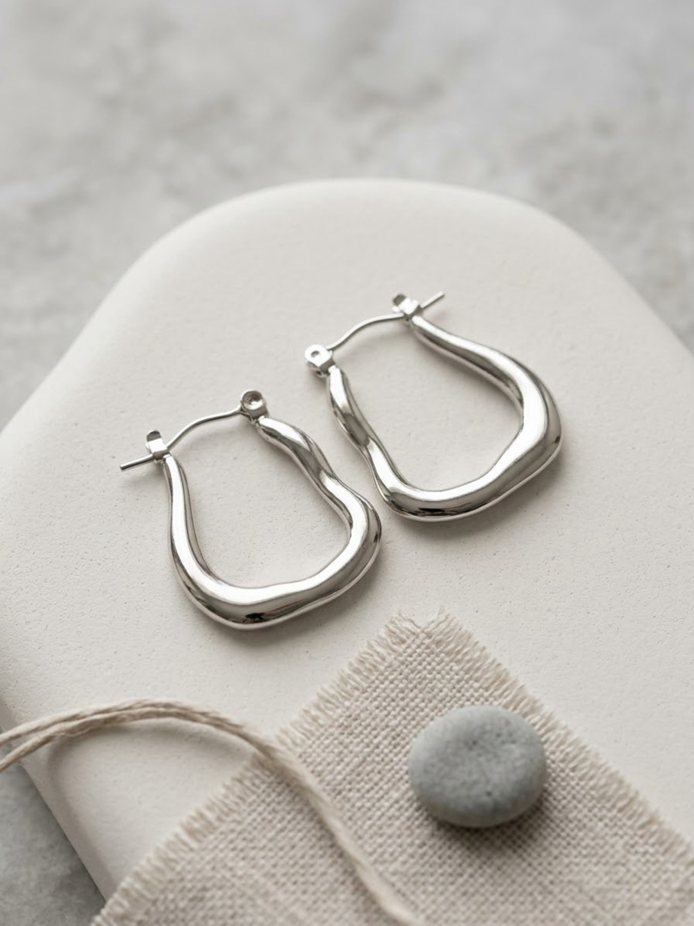 Stainless steel Sculpted Hoop Earrings - Silver